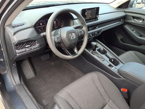 Certified 2023 Honda Accord EX image 13