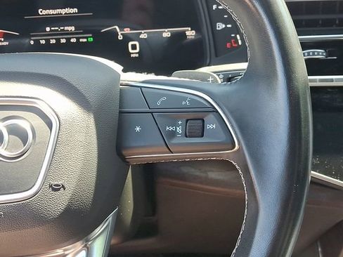 Used 2021 Audi Q8 Premium Plus w/ Premium Plus Package AWD/4WD image 27