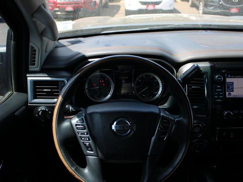 Used 2016 Nissan Titan Platinum Reserve AWD/4WD image 8
