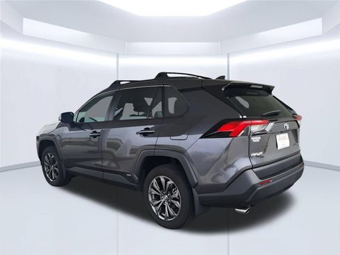 Used 2024 Toyota RAV4 XLE Premium AWD/4WD image 4
