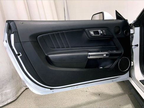 Used 2022 Ford Mustang Premium RWD image 21