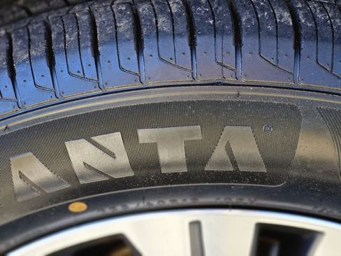 Certified 2023 Nissan Rogue SV image 11