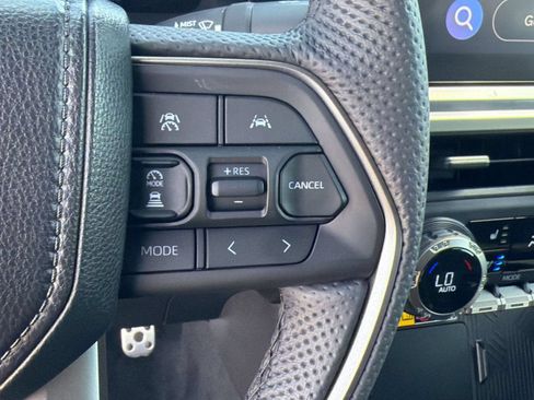 Used 2026 Toyota Tacoma TRD Sport w/ TRD Sport Premium Package AWD/4WD image 16