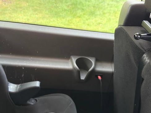 Used 2020 Ford Transit 150 XLT RWD image 10