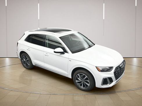 Used 2022 Audi Q5 2.0T Premium Plus AWD/4WD image 32