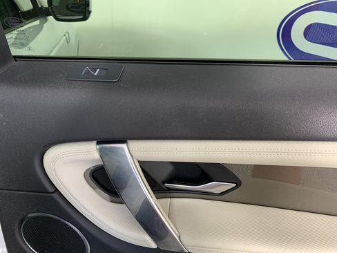 Used 2020 Land Rover Discovery Sport HSE R-Dynamic AWD/4WD image 36