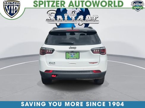 Used 2025 Jeep Compass Trailhawk AWD/4WD image 8