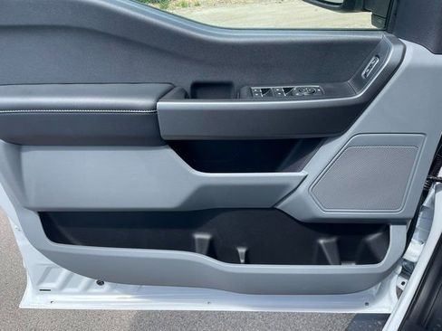 New 2025 Ford F350 XLT w/ FX4 Off-Road Package image 18