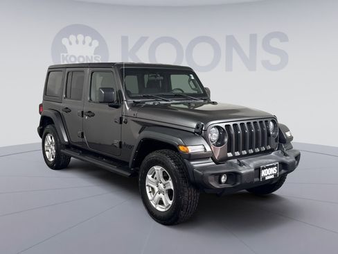 Used 2023 Jeep Wrangler Unlimited Sport AWD/4WD image 10
