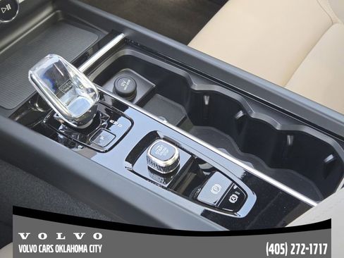 Used 2026 Volvo XC60 B5 Plus w/ Protection Package Premier image 19