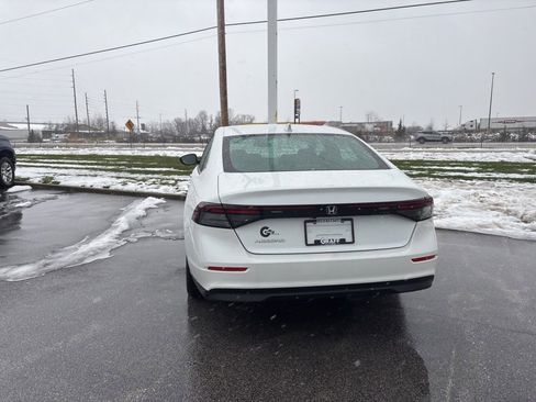 Used 2023 Honda Accord LX image 5