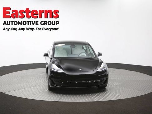 Used 2020 Tesla Model 3 Standard Range RWD image 46