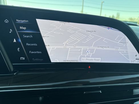 Used 2023 Cadillac Escalade ESV Premium Luxury Platinum image 23