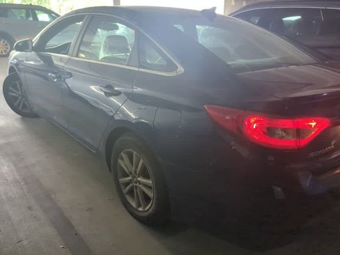 Used 2016 Hyundai Sonata SE FWD image 4