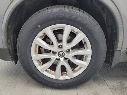 Used 2018 Nissan Rogue SV AWD/4WD image 31