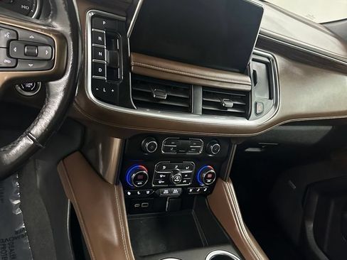 Used 2021 Chevrolet Tahoe High Country w/ Premium Package AWD/4WD image 15