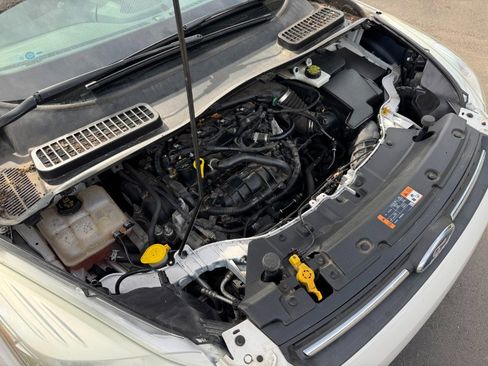 Used 2016 Ford Escape SE w/ Equipment Group 201A FWD image 25