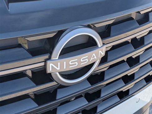 New 2026 Nissan Pathfinder Platinum image 10