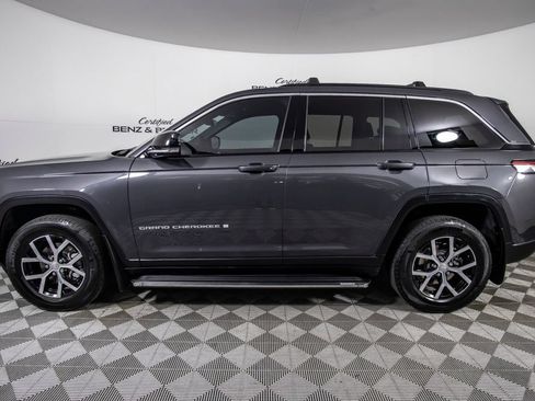 Used 2025 Jeep Grand Cherokee Limited w/ Trailer Tow Package AWD/4WD image 8