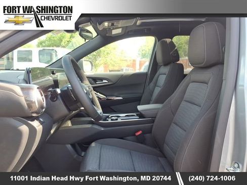 New 2026 Chevrolet Equinox LT FWD image 8