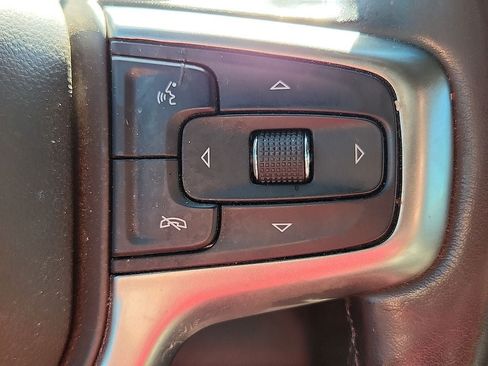 Used 2020 Chevrolet Silverado 1500 LT w/ Texas Edition AWD/4WD image 25