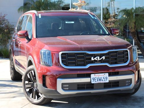 Certified 2023 Kia Telluride SX image 2
