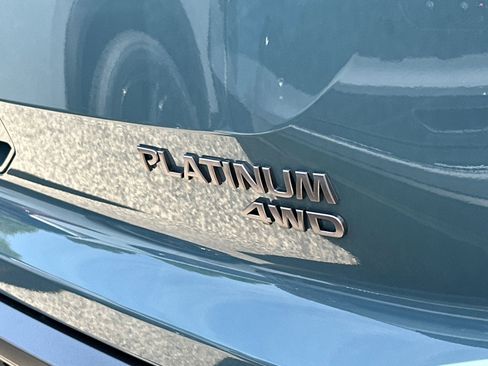 New 2026 Nissan Pathfinder Platinum w/ Cargo Package AWD/4WD image 5