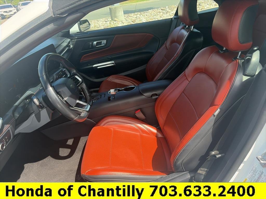 Used 2025 Ford Mustang Premium RWD image 21
