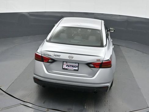Used 2023 Nissan Altima 2.5 SR FWD image 32