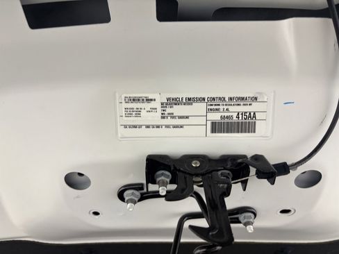 Used 2020 Jeep Cherokee Latitude FWD image 32