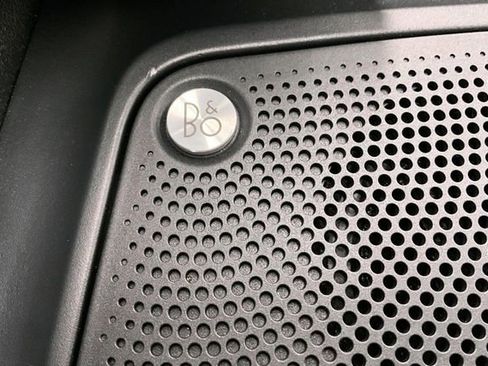 Used 2025 Ford Bronco Badlands image 37