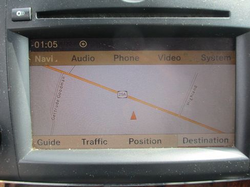 Used 2010 Mercedes-Benz GL 450 4MATIC image 13