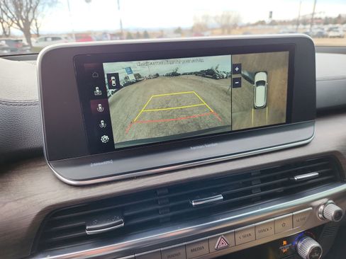 Used 2022 Kia Telluride SX w/ SX Prestige Package image 25