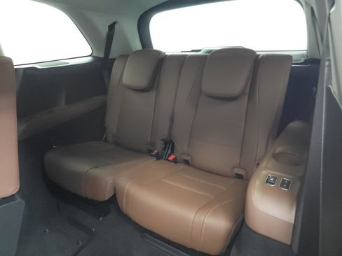 Used 2026 Mercedes-Benz GLS 450 4MATIC image 29