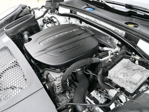 Used 2020 Porsche Macan image 60