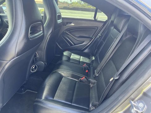 Used 2019 Mercedes-Benz CLA 250 image 22