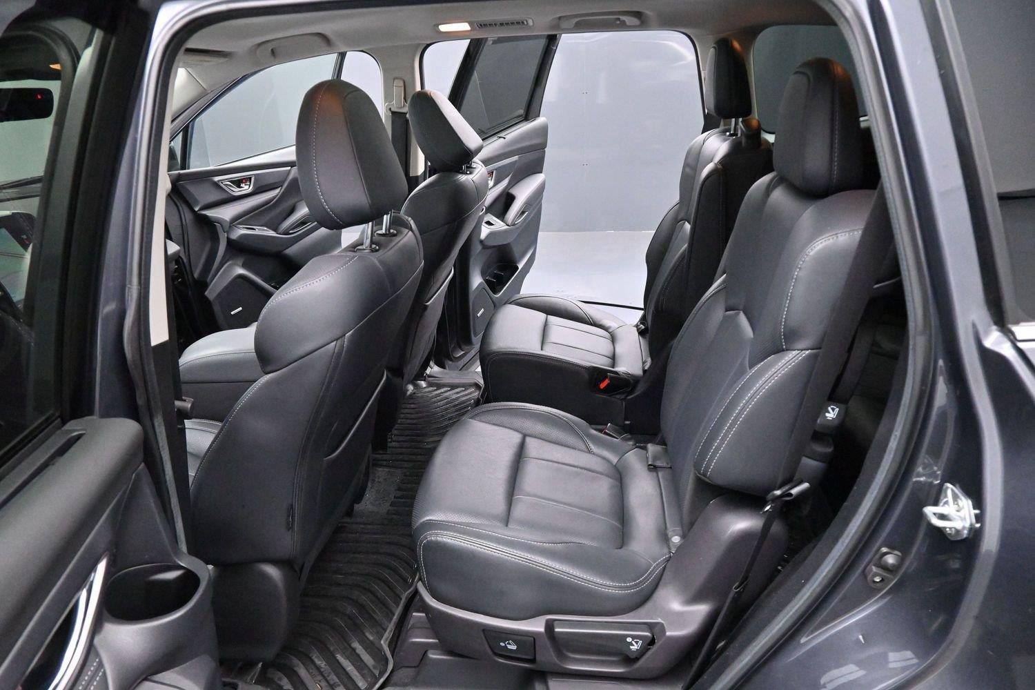 Used 2023 Subaru Ascent Limited w/ Technology Package AWD/4WD image 31