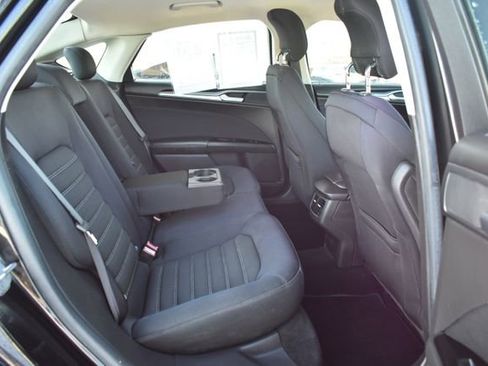 Used 2014 Ford Fusion SE image 34