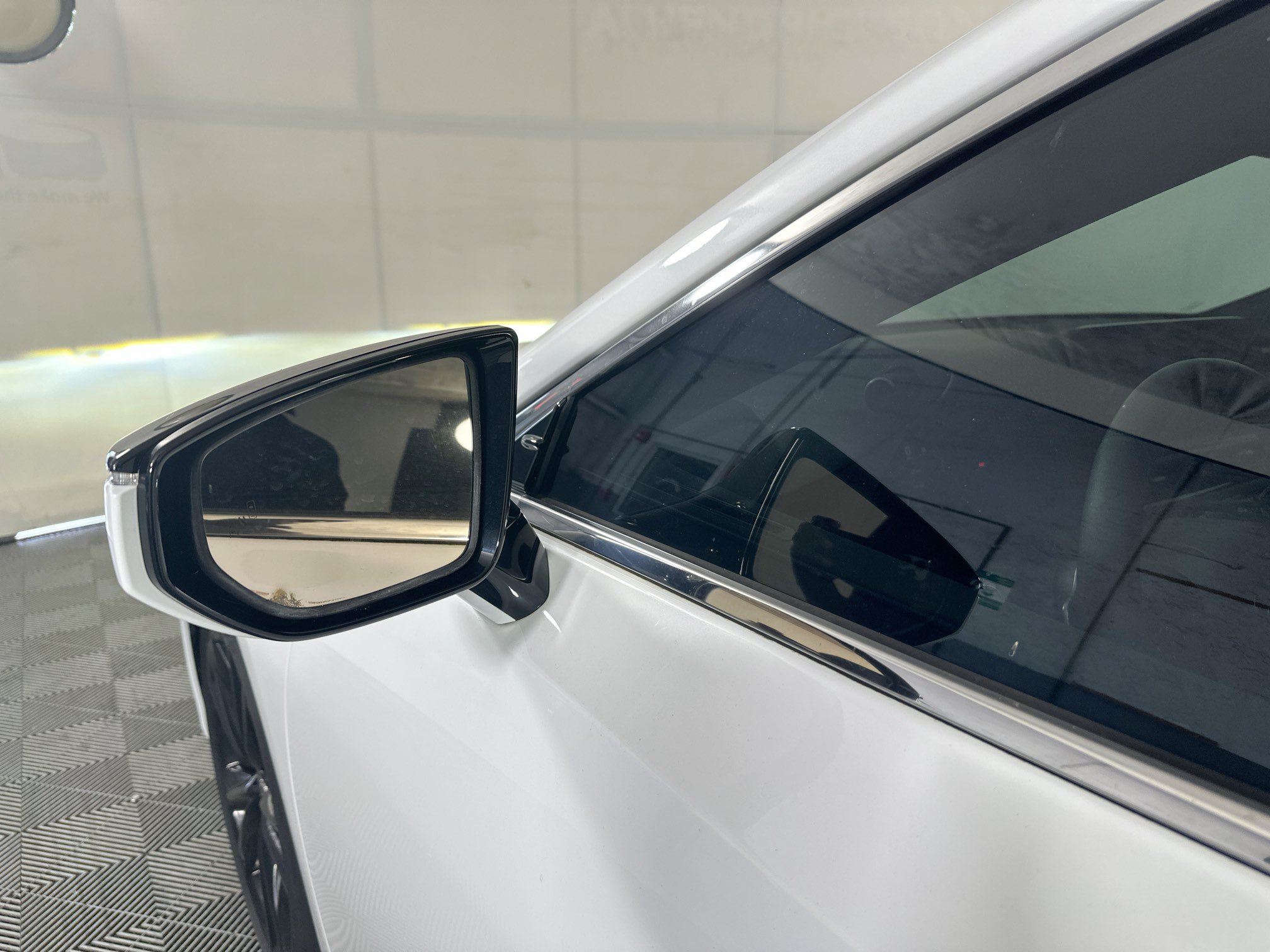 Used 2023 Lexus ES 350 F Sport w/ Accessory Package (Z1) FWD image 10