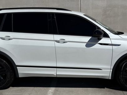 Certified 2024 Volkswagen Tiguan SE R-Line