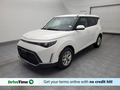 Used 2025 Kia Soul LX w/ LX Technology Package