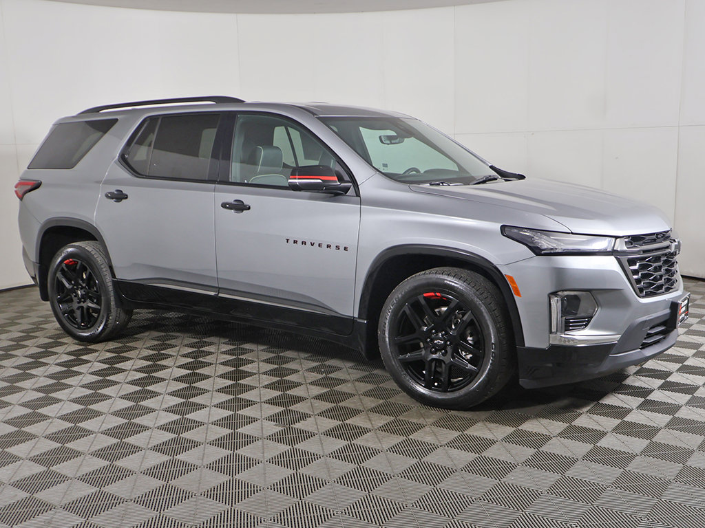 Used 2023 Chevrolet Traverse Premier w/ Redline Edition AWD/4WD image 20