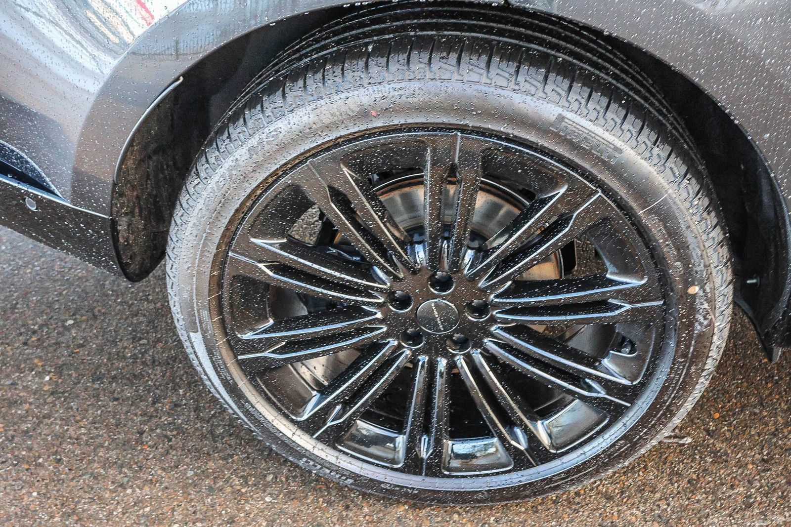 New 2026 Land Rover Range Rover SE AWD/4WD image 13