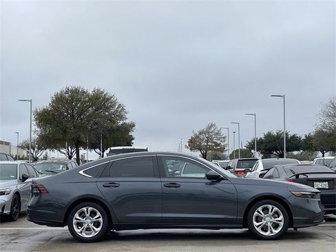 Used 2023 Honda Accord LX image 3