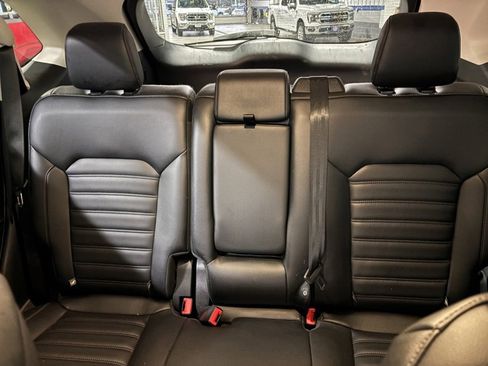 Used 2022 Ford Edge SEL w/ Convenience Package image 22