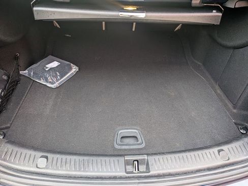 Used 2020 Mercedes-Benz E 350 4MATIC Sedan image 27