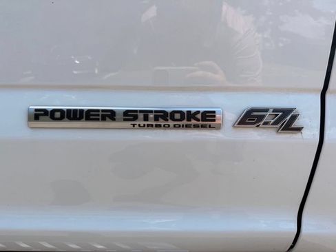 Used 2020 Ford F250 Lariat w/ Lariat Ultimate Package AWD/4WD image 12