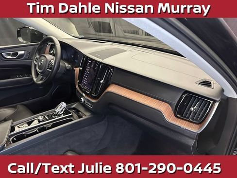 Used 2023 Volvo XC60 B5 Ultimate AWD/4WD image 17