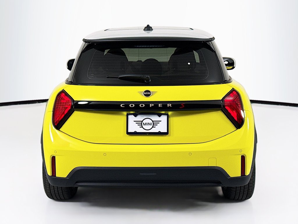 Used 2026 MINI Cooper S FWD image 7