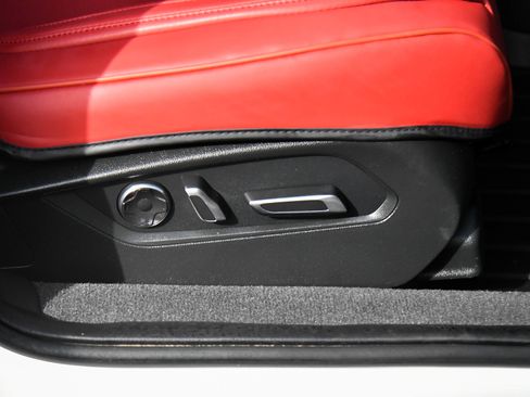 Used 2022 Acura TLX w/ Technology Package image 45